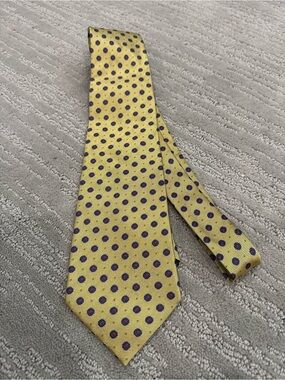Lauren Ralph Lauren 100% Silk Tie Yellow Blue Red Medallion Made USA